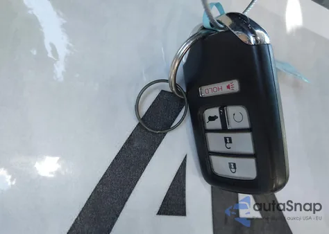 2017 Honda Pilot Touring из США, поврежденный, VIN 5FNYF6H98HB065053